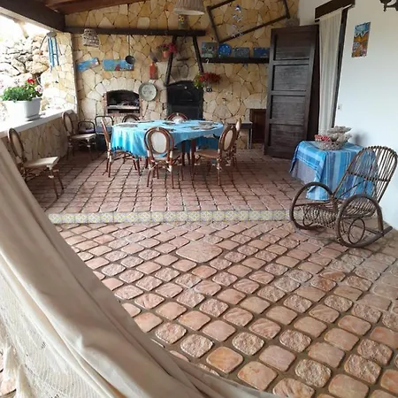 Dalila Villa Lampedusa